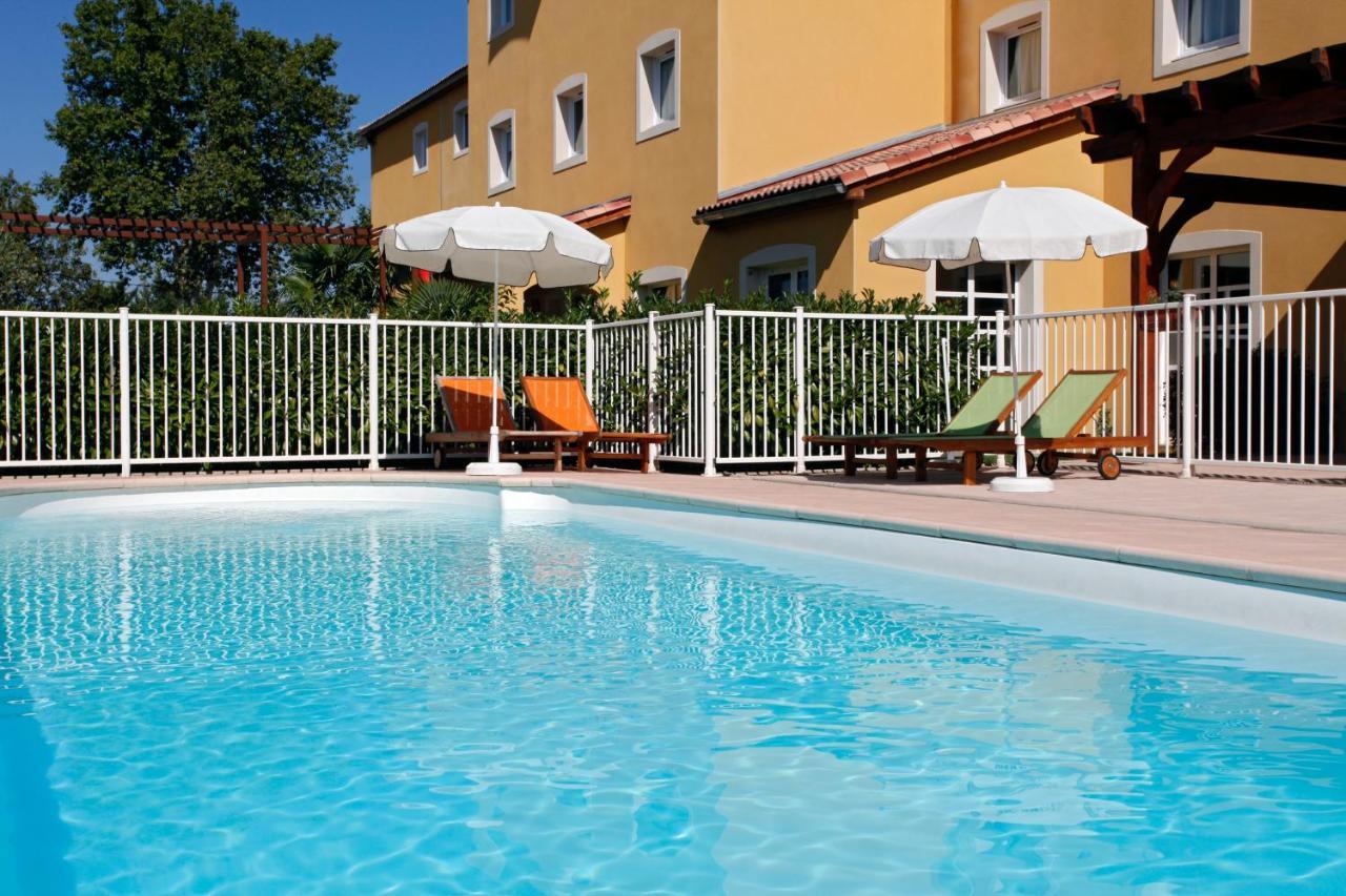 Ibis Manosque Cadarache Hotel Bagian luar foto